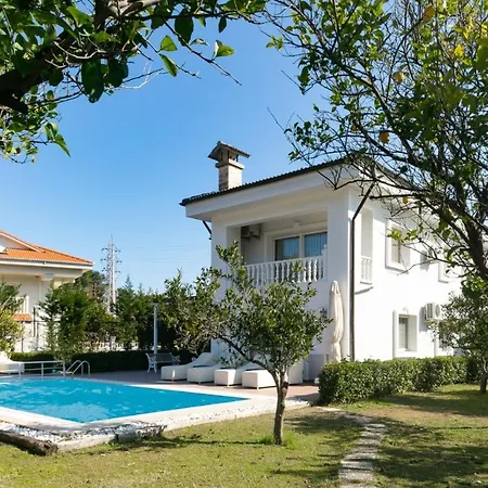Villa Deniz Camyuva *